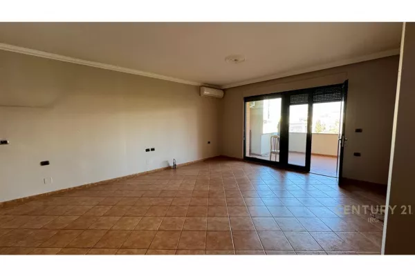 Business Property for Rent 3+1 in Tirana - 2,000 Euro