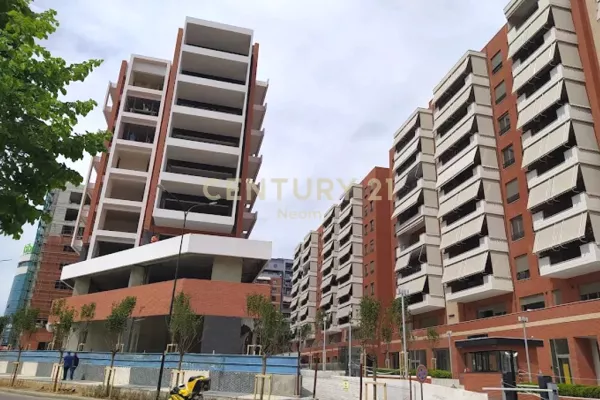 Business Property for Rent 1+1 in Tirana - 2,200 Euro