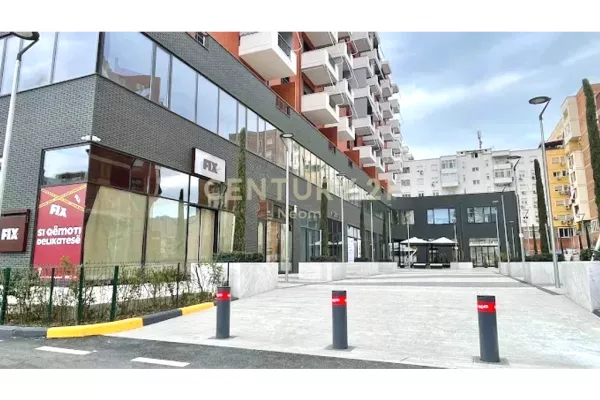 Business Property for Rent 1+1 in Tirana - 2,200 Euro
