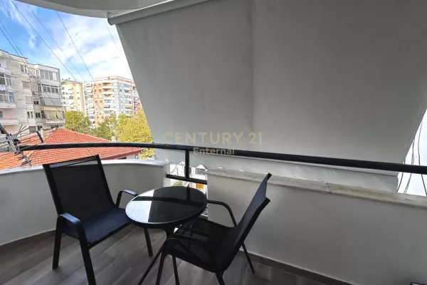 Shtepi me qera Apartament ne Tirane, 2+1, Mobilimi E mobiluar, Pagesa 1,000  Euro.