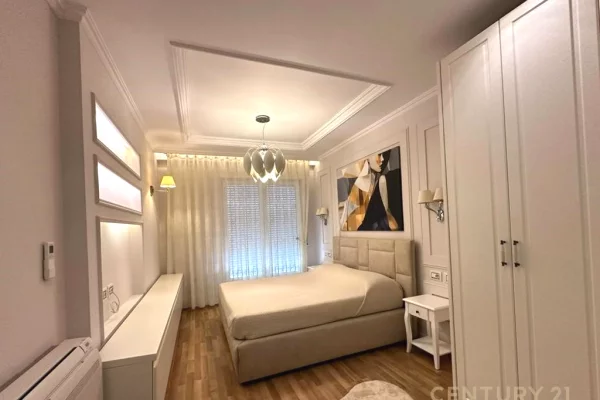 Shtepi me qera Apartament ne Tirane, 1+1, Mobilimi E mobiluar, Pagesa 800  Euro.