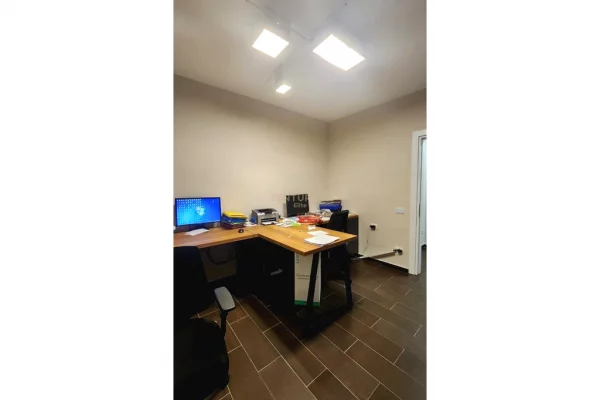 Ambient biznesi tek rruga e Kosovareve!