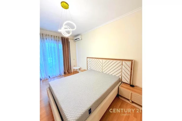 Shtepi me qera Apartament ne Tirane, 2+1, Mobilimi E mobiluar, Pagesa 1,300  Euro.