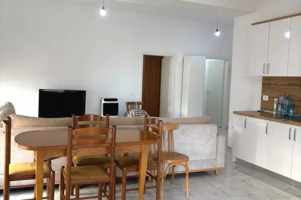 Shtepi me qera Apartament ne Tirane, 2+1, Mobilimi E mobiluar, Pagesa 500  Euro.