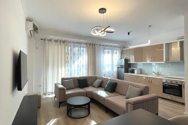 Shtepi me qera Apartament ne Tirane, 2+1, Mobilimi E mobiluar, Pagesa 800  Euro.