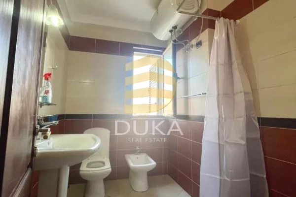 Shtepi me qera Apartament ne Tirane, 1+1, Mobilimi E mobiluar, Pagesa 45,000  Leke.