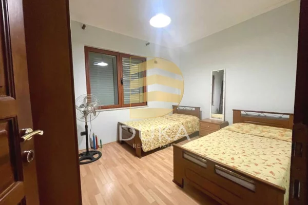 Shtepi me qera 1+1 ne Tirane - 45,000 Leke