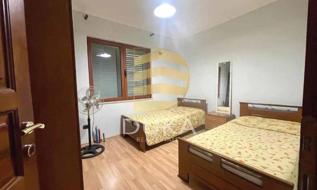 Shtepi me qera Apartament ne Tirane, 1+1, Mobilimi E mobiluar, Pagesa 45,000  Leke.