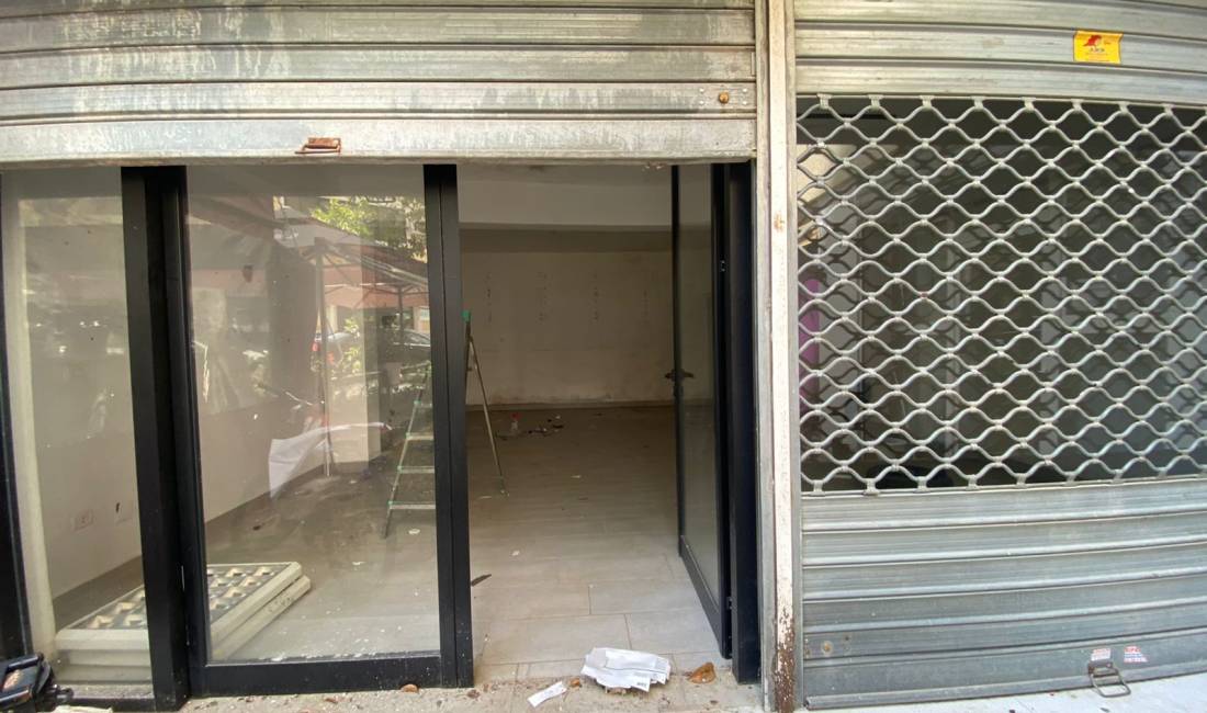 Ambjent Biznesi me Qera tek Komuna e Parisit