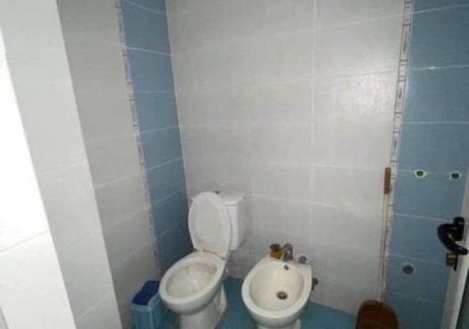 Ambient biznesi me qera 1+1 ne Tirane - 30,000 Leke