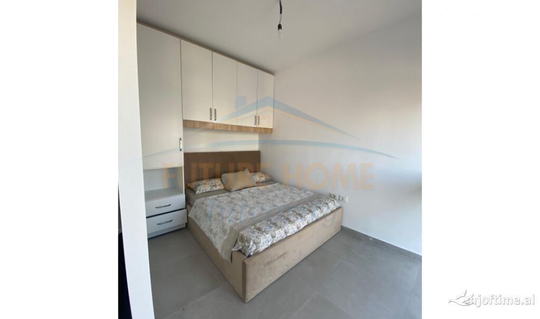 Shtepi ne shitje Apartament ne Tirane, 1+1, Mobilimi E mobiluar, Pagesa 105,000  Euro.