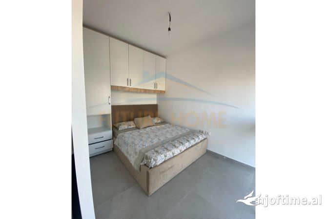 Shitet, Apartament 1+1 (I Konvertuar), Rruga Gjon Buzuku, Tiranë.