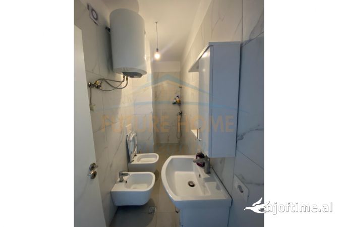 Shtepi ne shitje Apartament ne Tirane, 1+1, Mobilimi E mobiluar, Pagesa 105,000  Euro.