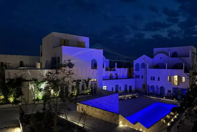 Shitet, Apartament 1+1+2 Poste Parkimi, Kompleksi Santorini, Drimadhë.