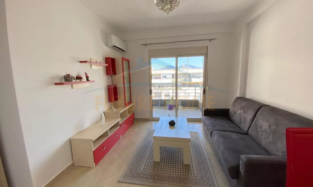 Shtepi ne shitje Apartament ne Tirane, 1+1, Mobilimi E mobiluar, Pagesa 98,000  Euro.