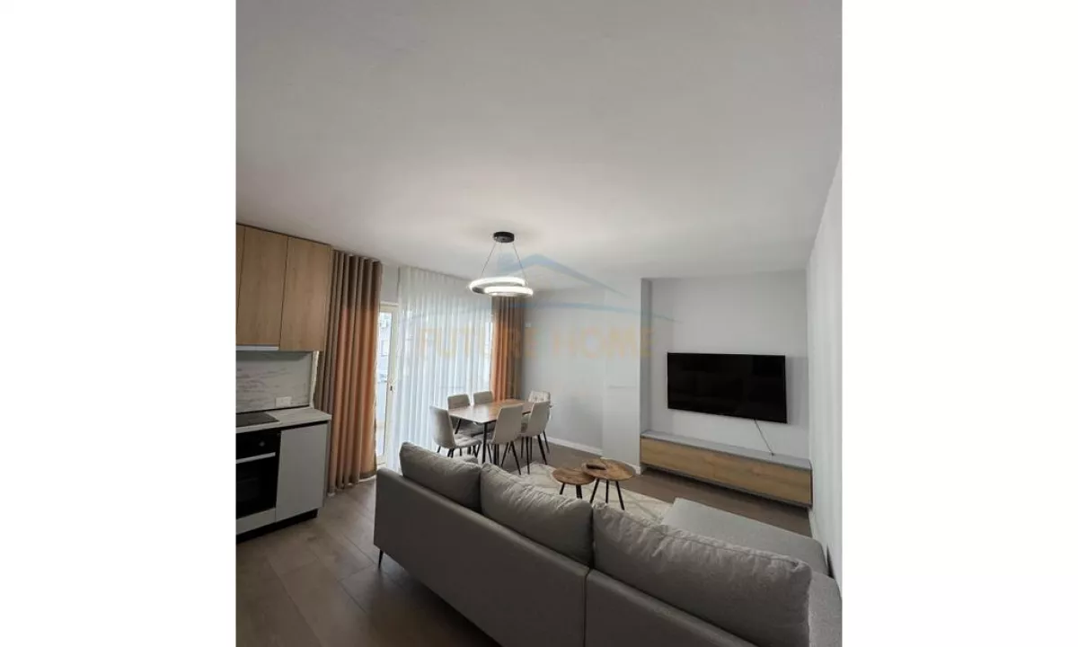 Shtepi ne shitje Apartament ne Tirane, 2+1, Mobilimi E mobiluar, Pagesa 135,000  Euro.