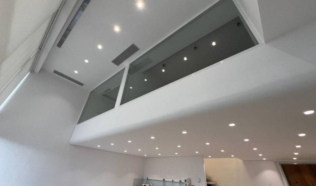 ZYRE PER QIRA TEK TIRANA GOLDEN PARK PERBALL AMERIKAN 3.