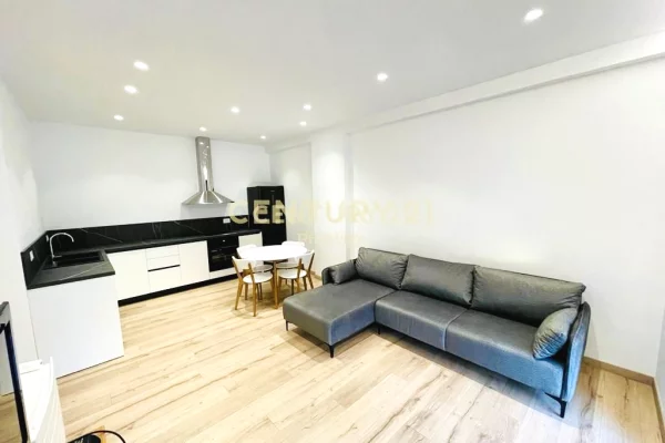 House for Rent 2+1 in Tirana - 1,500 Euro