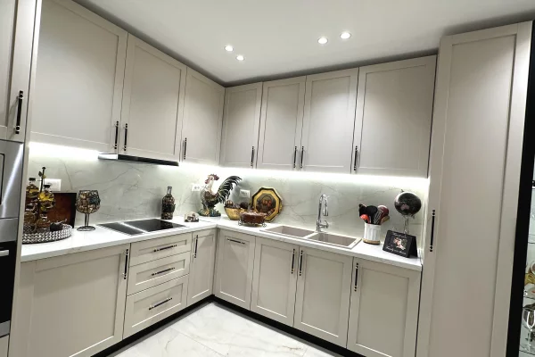 Villa di lusso in affitto a Tirana 2+1, Arredato