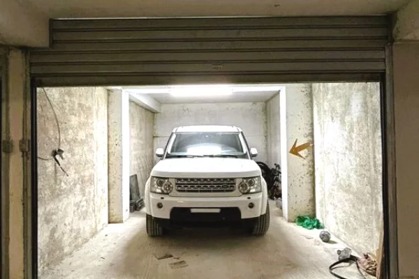 Appartamento in vendita a Tirana 2+1, Vuoto