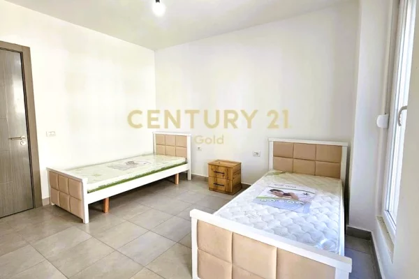 Appartamento in affitto a Tirana 2+1, Arredato