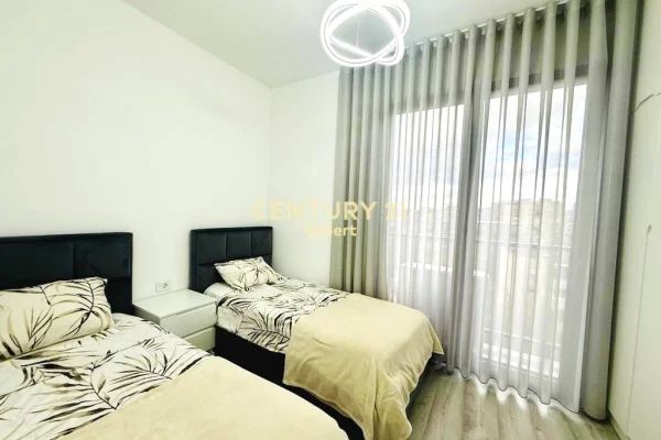 Shtepi me qera Apartament ne Tirane, 2+1, Mobilimi E mobiluar, Pagesa 80,000  Leke.