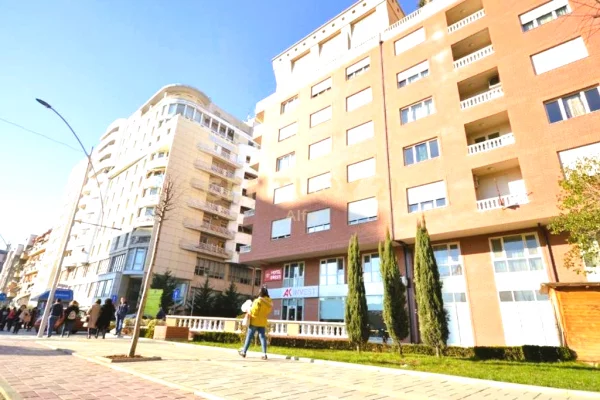 Ambient biznesi me qera 1+1 ne Tirane - 6,000 Euro