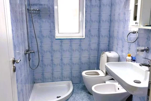 Appartamento in affitto a Tirana 2+1, Arredato