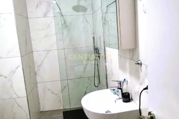 Apartment for rent in Tirana 1+1, Emty