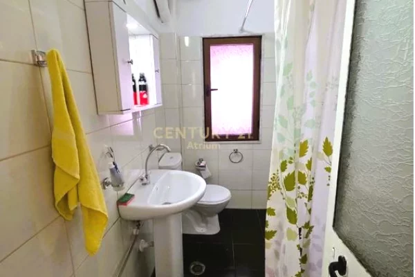 Appartamento in vendita a Tirana 1+1, Vuoto