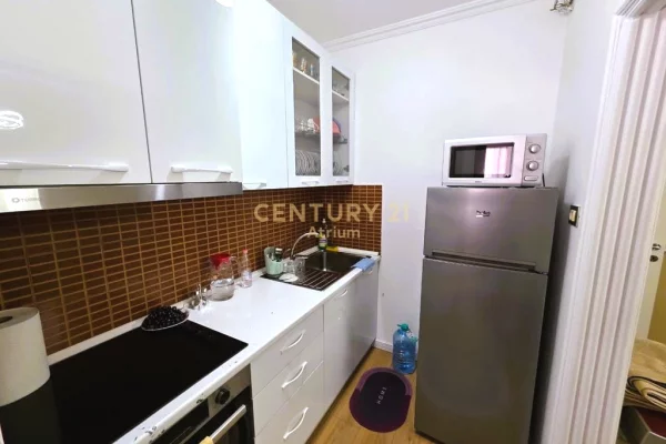 Appartamento in vendita a Tirana 1+1, Vuoto