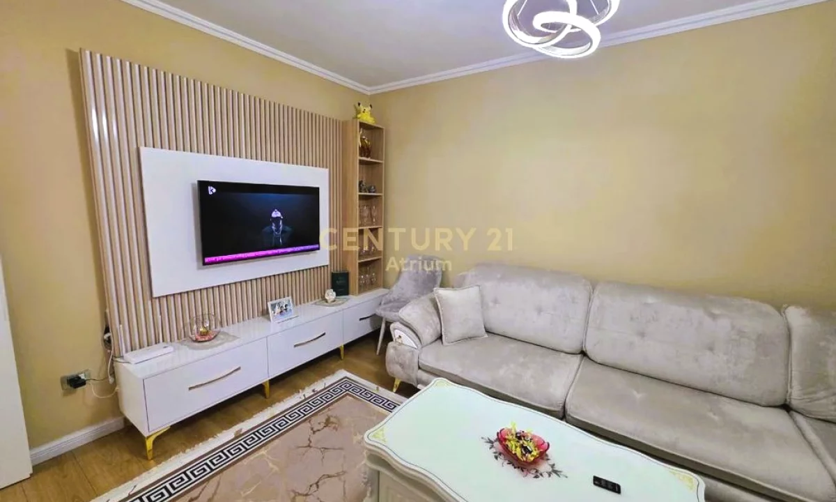 Appartamento in vendita a Tirana 1+1, Vuoto