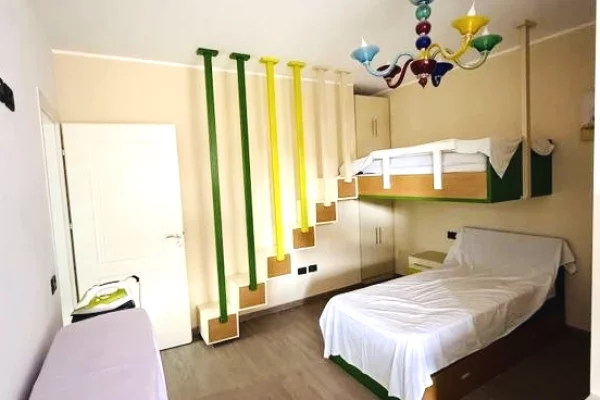 Appartamento in affitto a Tirana 2+1, Arredato