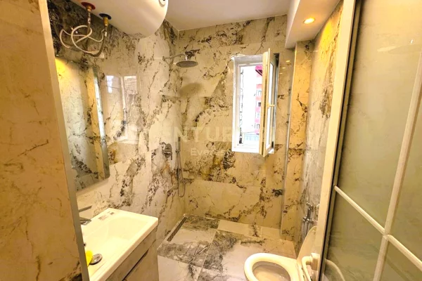 Shtepi ne shitje Apartament ne Tirane, 1+1, Mobilimi E mobiluar, Pagesa 125,000  Euro.