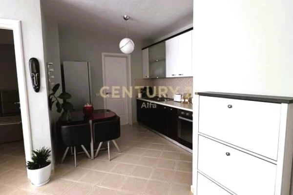 Appartamento in affitto a Tirana 1+1, Arredato