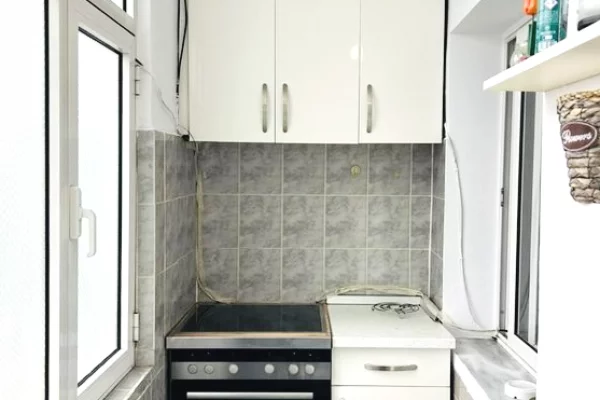 Shtepi me qera Apartament ne Tirane, 1+1, Mobilimi E mobiluar, Pagesa 550  Euro.