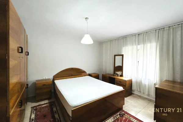 Shtepi me qera Apartament ne Tirane, 1+1, Mobilimi E mobiluar, Pagesa 550  Euro.