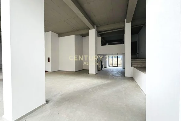 Ambient Komercial me Qira tek Shkolla Niket Dardani, Tiranë