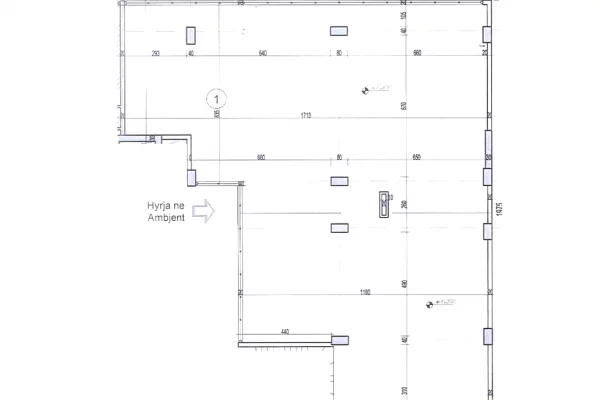 Ambient komercial per Qera ne Astir