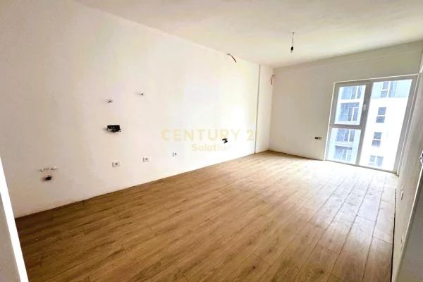 Shtepi ne shitje Apartament ne Tirane, 1+1, Mobilimi E mobiluar, Pagesa 105,000  Euro.