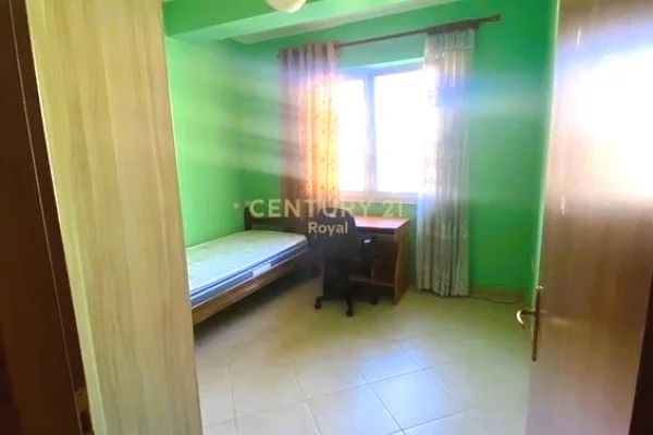 Appartamento in affitto a Tirana 2+1, Arredato