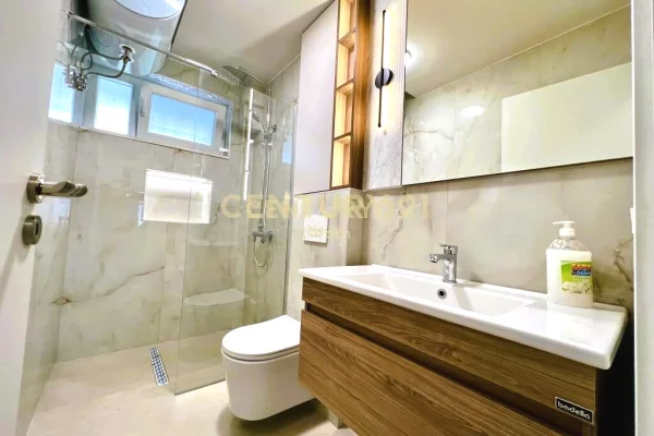 Appartamento in affitto a Tirana 2+1, Arredato