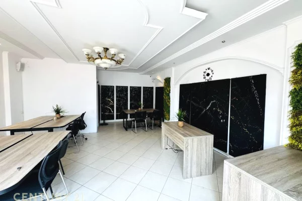 ambiente per zyra ne Rrugen e Barrikadave