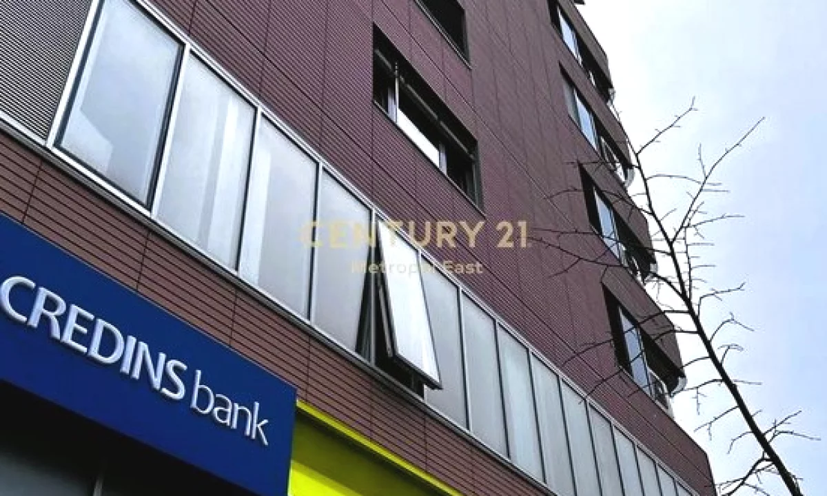 Ambient Per Qira Tek Stadiumi Dinamo