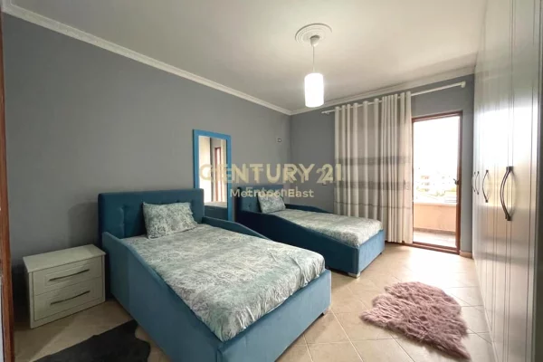 Shtepi ne shitje Shtepi Private ne Tirane, 4+1, Mobilimi E mobiluar, Pagesa 480,000  Euro.