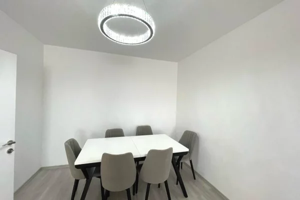 Shtepi ne shitje Apartament ne Tirane, 2+1, Mobilimi E mobiluar, Pagesa 210,000  Euro.