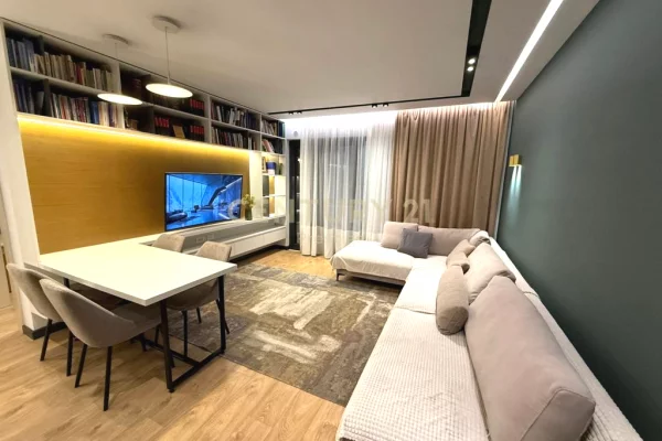 House for Rent 2+1 in Tirana - 1,200 Euro