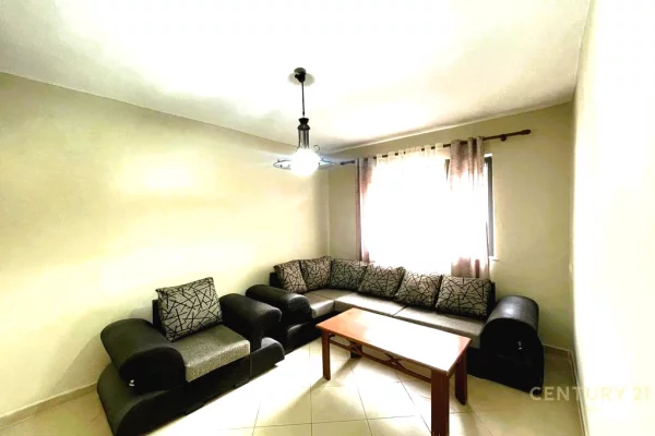 APARTAMENT TEK DREJTORIA E HIGJENËS – RRUGA E ELBASANIT