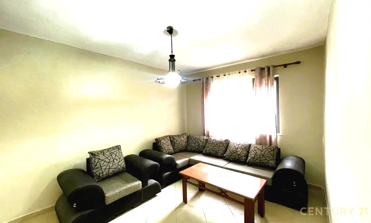 Shtepi me qera Apartament ne Tirane, 2+1, Mobilimi E mobiluar, Pagesa 550  Euro.