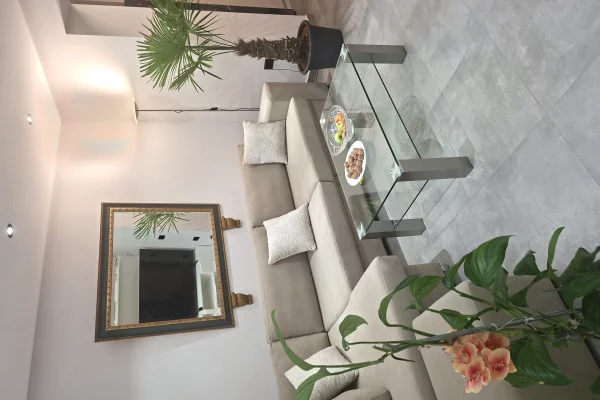 Shtepi me qera 1+1 ne Tirane - 750 Euro